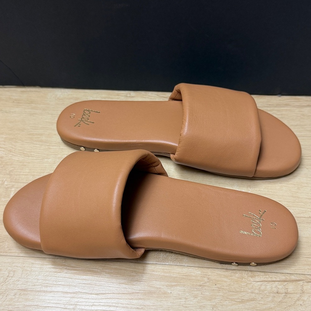 Beek Baza Leather Slide Sandal - Picture 9 of 10